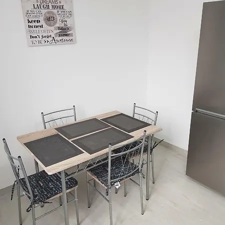Flo דירה
